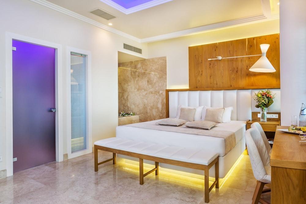 Porto Marine Hotel Platamonas Ngoại thất bức ảnh