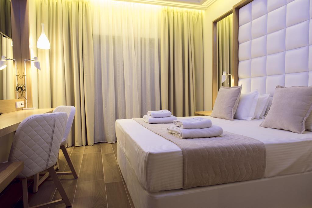 Porto Marine Hotel Platamonas Ngoại thất bức ảnh